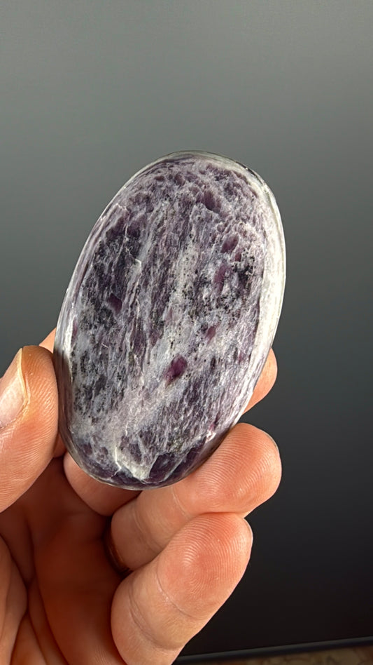 Kammererite Crystal Palm Stone Lot