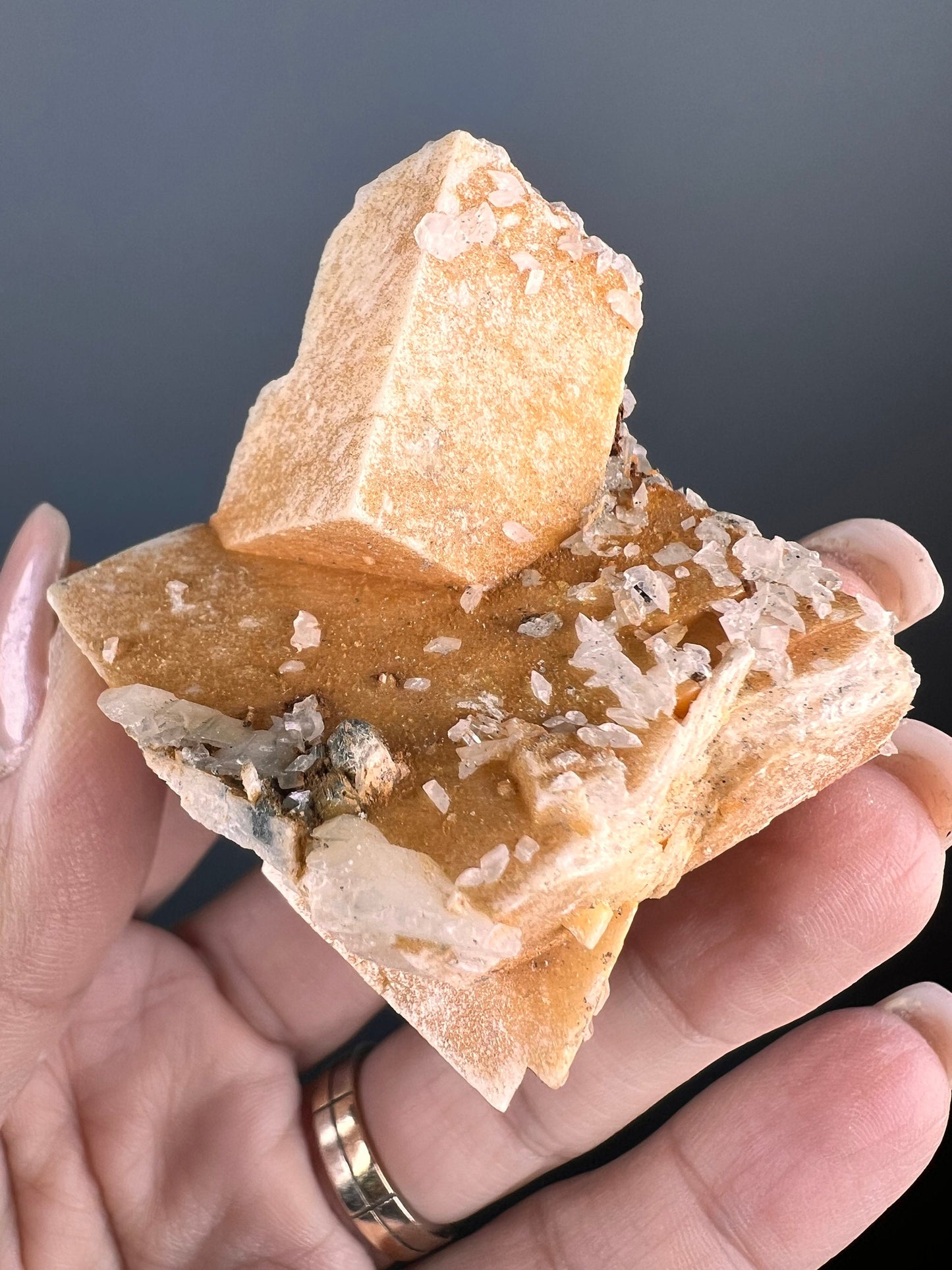 Amazing Pattern! Quartz on Octahedral Dolomite Crystal
