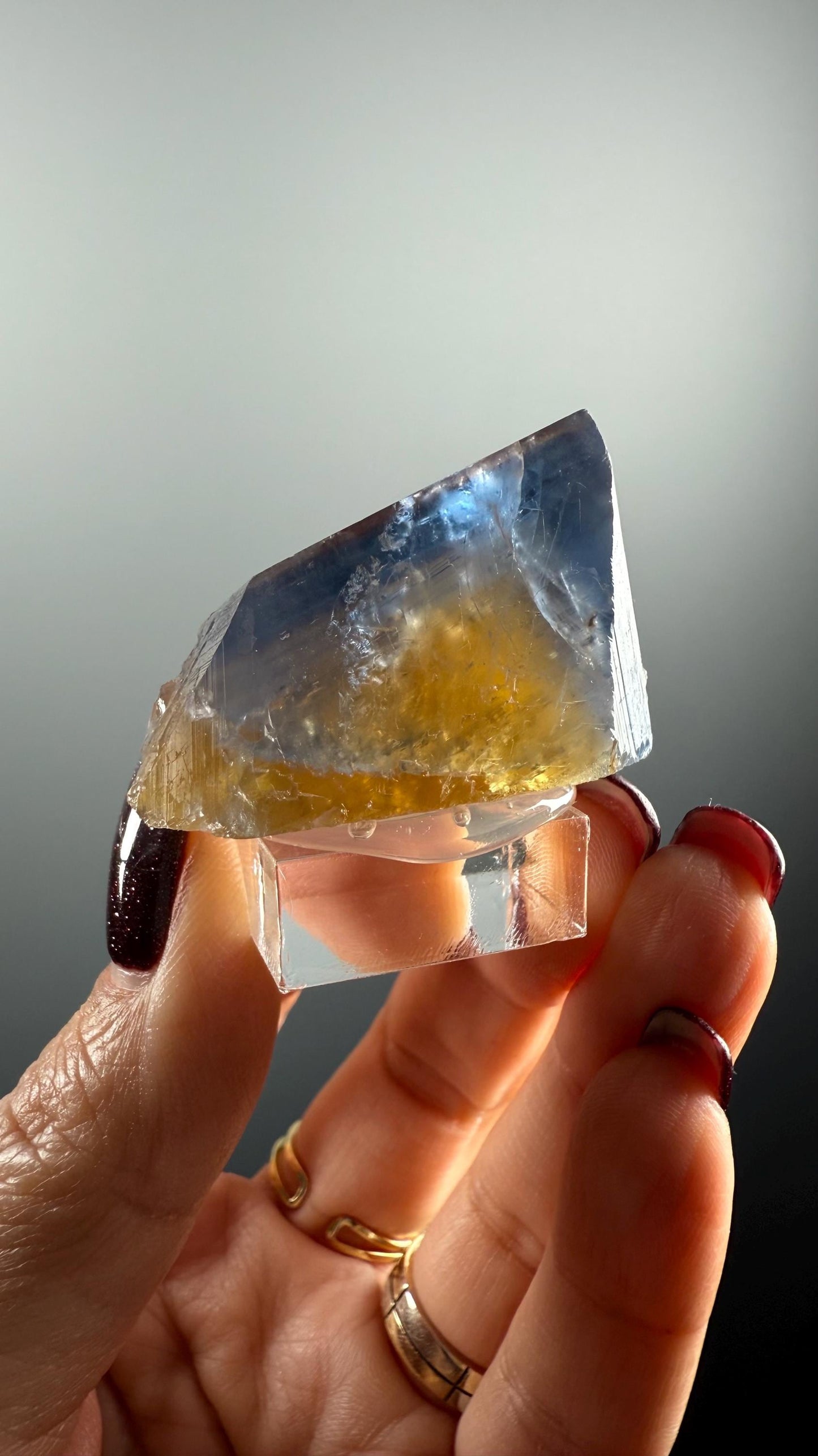 Amazing ! Fluorite Crystal Mineral Specimen from France