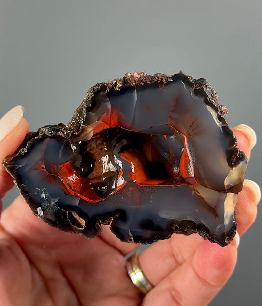 UV Reactive Red Fox Agate Specimen, Patagonia Origin