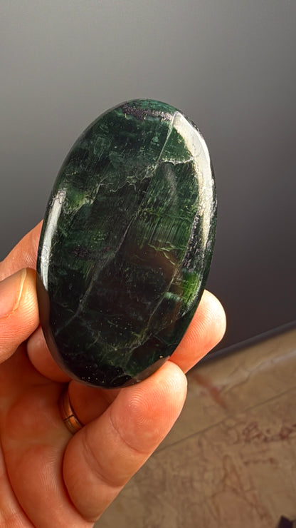 Green Kyanite Crystal Palm Stone