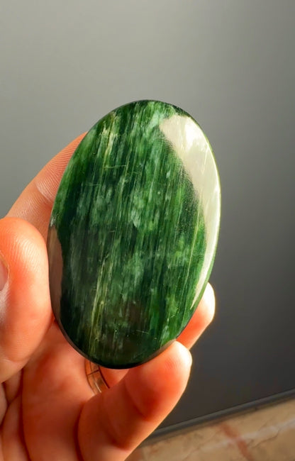 Green Kyanite Crystal Palm Stone