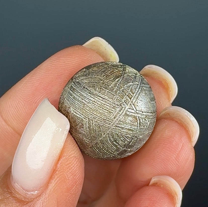 Muonionalusta Meteorite Sphere