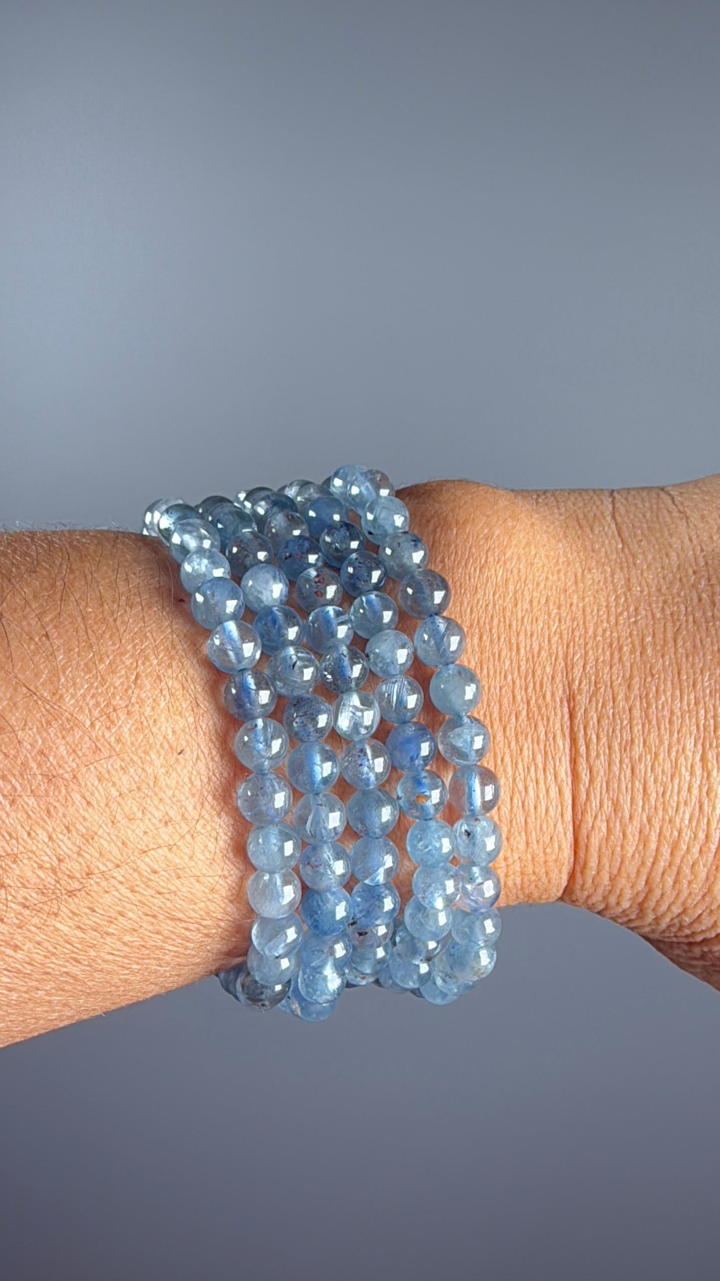 4 MM -6 MM Kyanite Bracelets (5 Pieces)