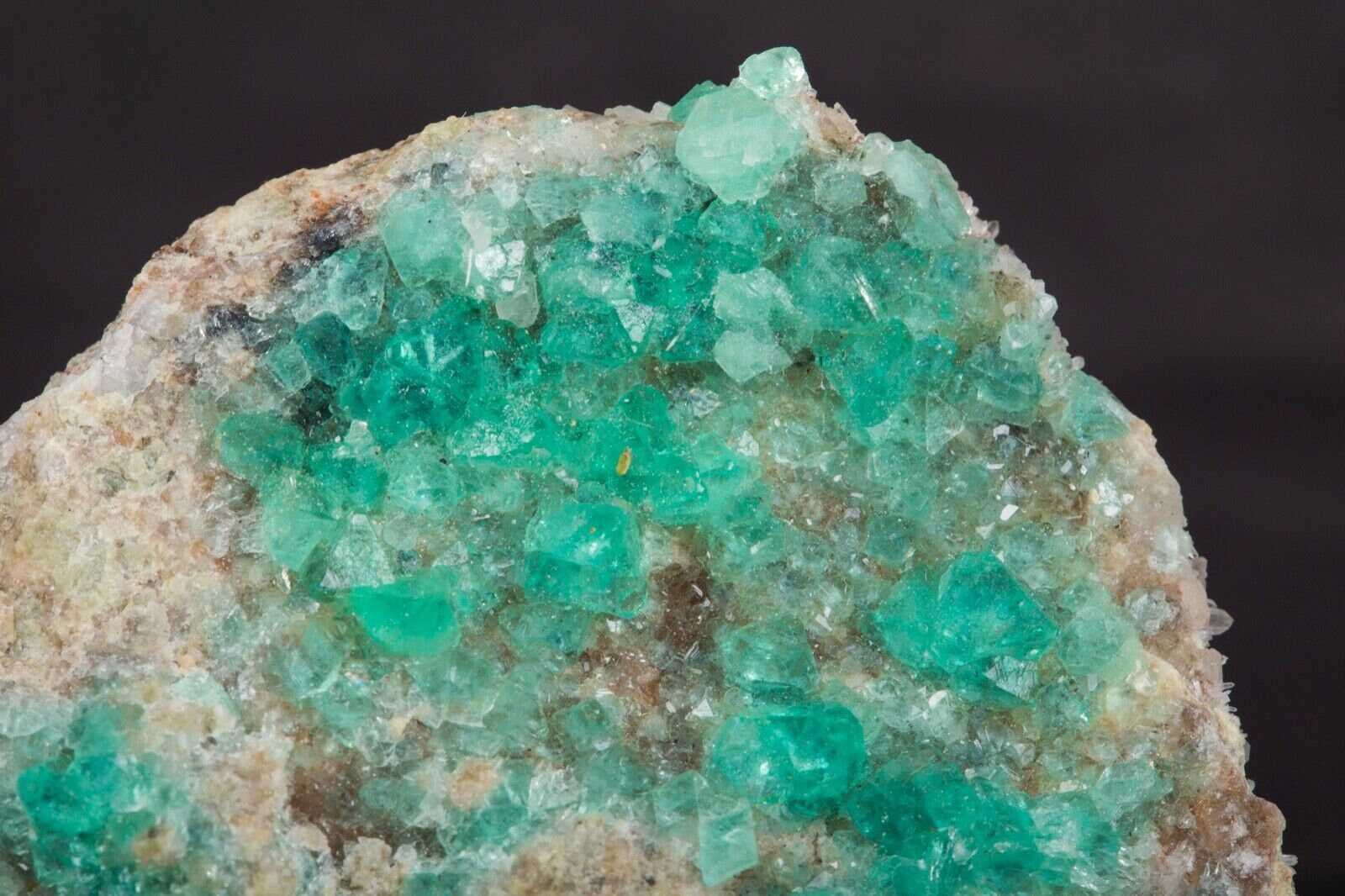 Super Color! Blue-Green Fluorite Crystal