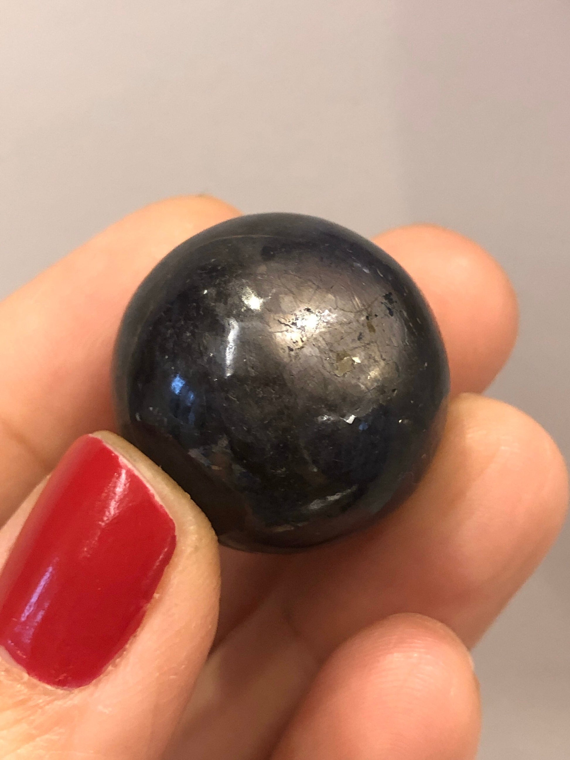 Amazing! Polished Star Sapphire Sphere with Natural Stunning Star