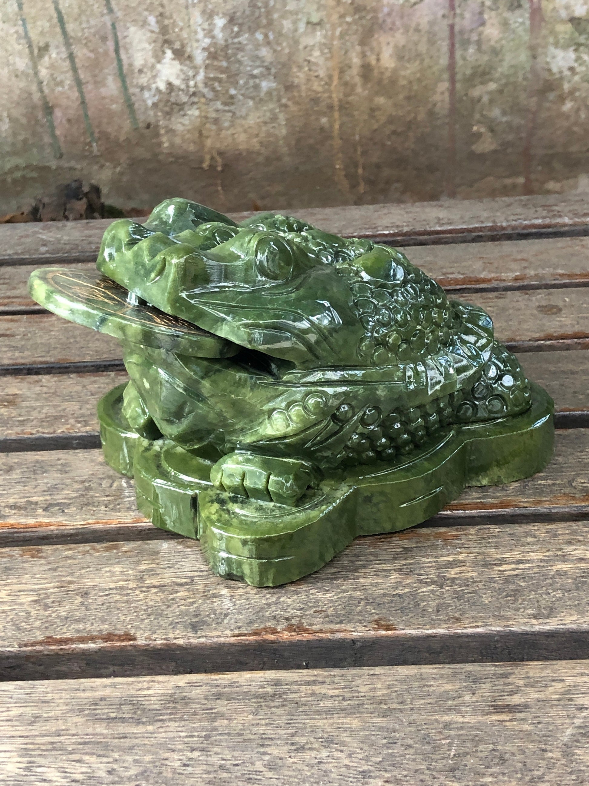 Wealth and Prosperity!Big Size!lLovely Green Jade Money Frog, Jade Money Frog Sculpture,Jade Money Toad