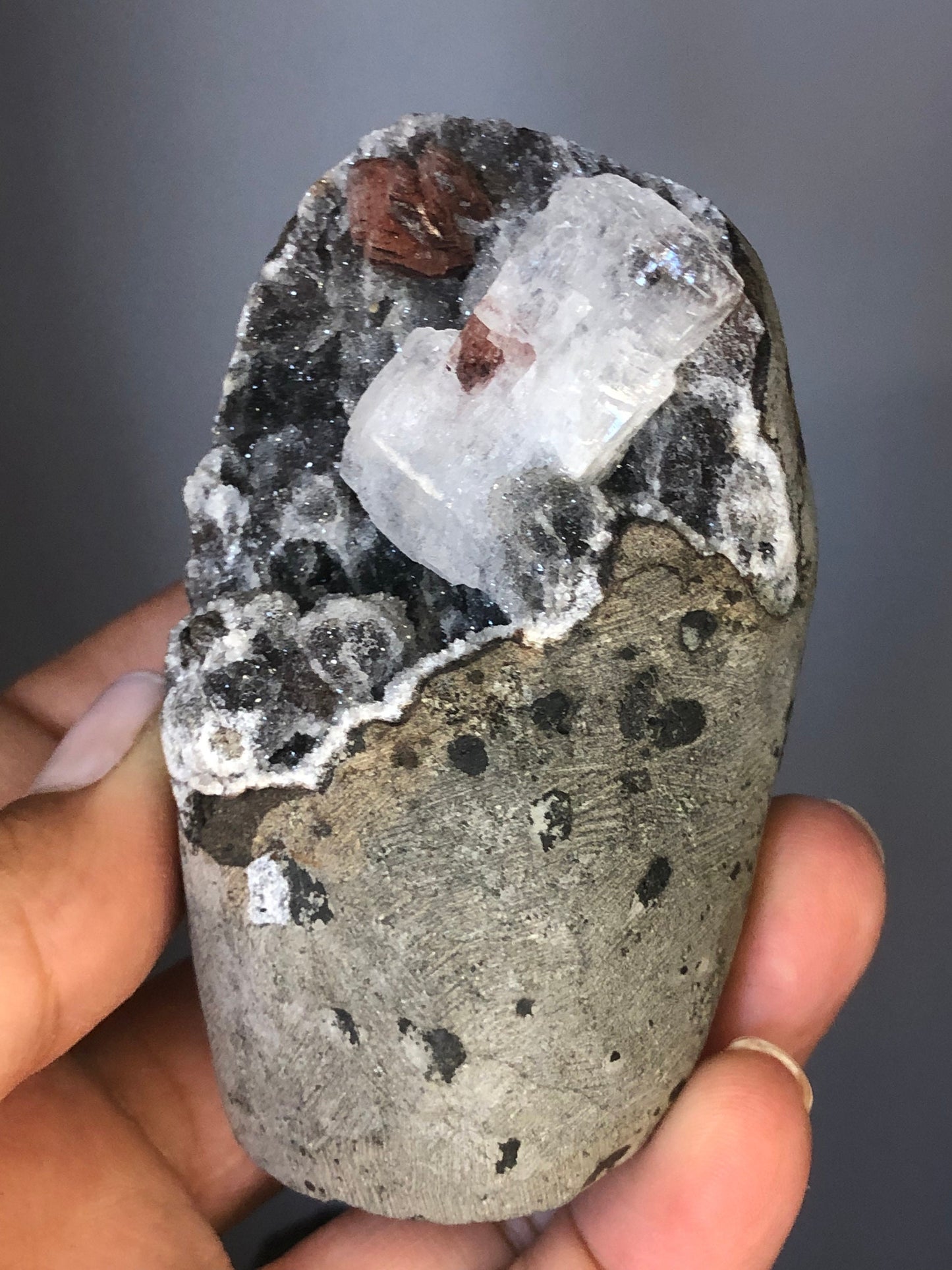 Amazing!Druzy Black Galaxy with Apophyllite and Heulandite Geode