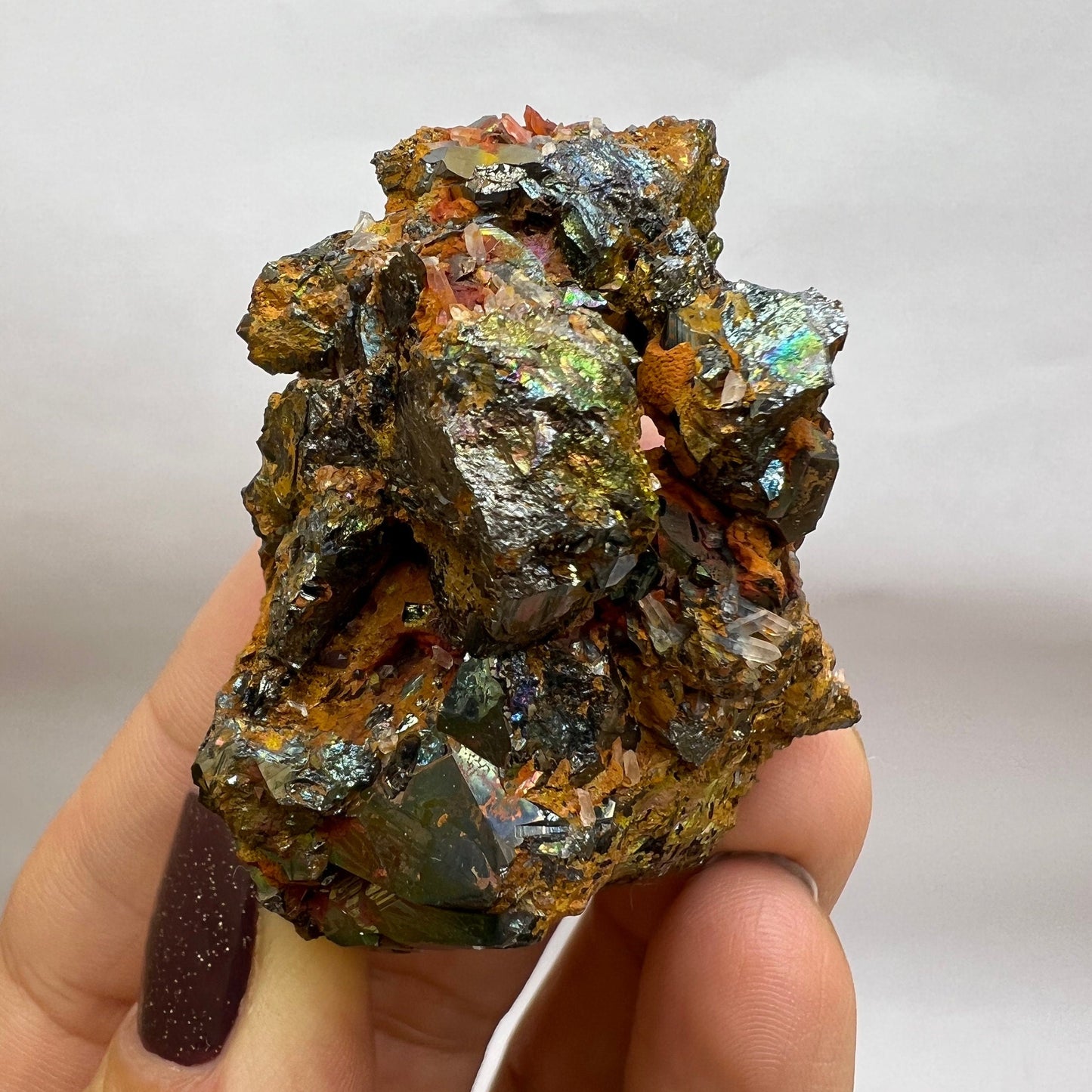 Magical! Natural Irısdecent Hematite Specimen From Italy