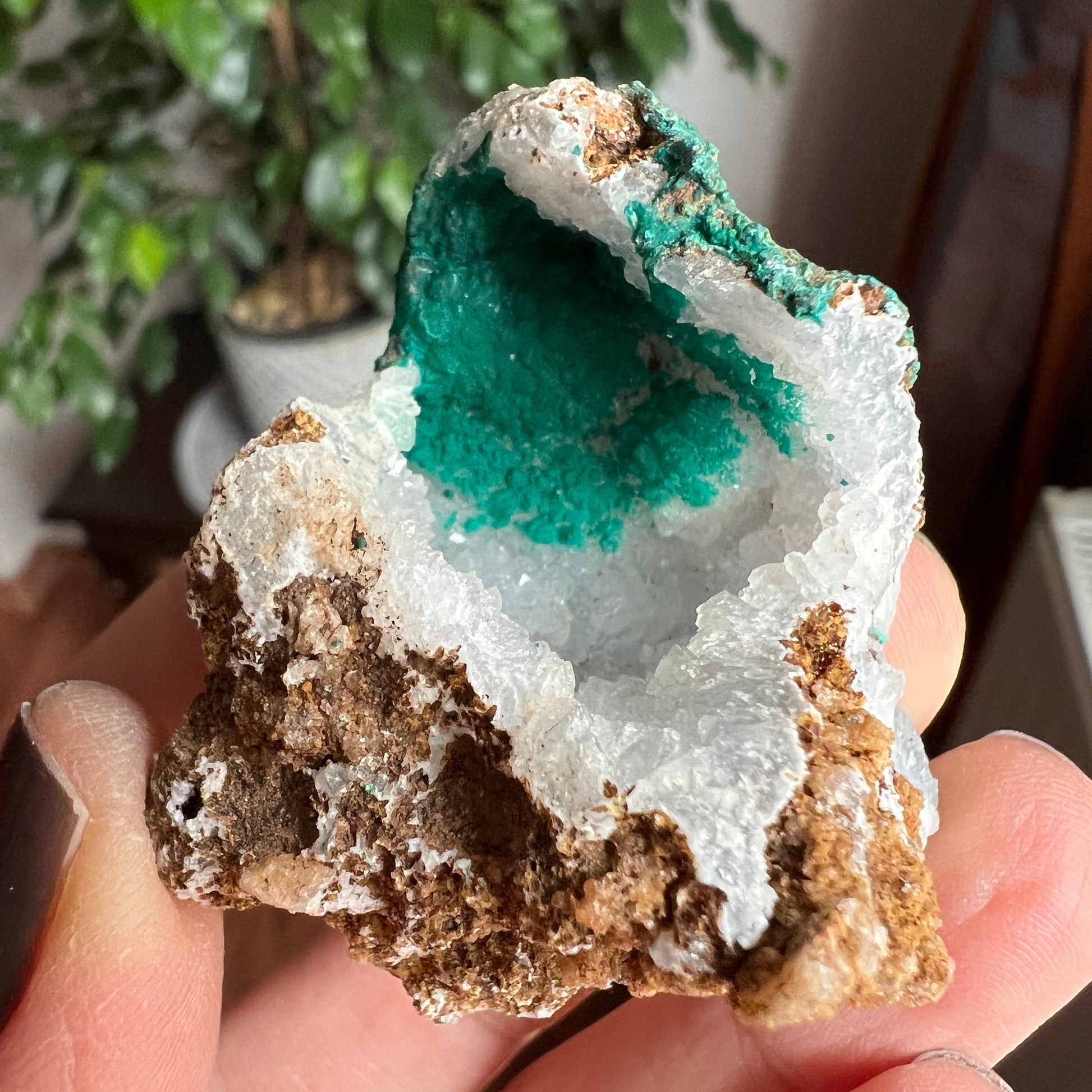 Lovely piece!Chalcedony Crystal with Malachite, Lovely Tiny Geode, Chalcedony Crystal with Malachite