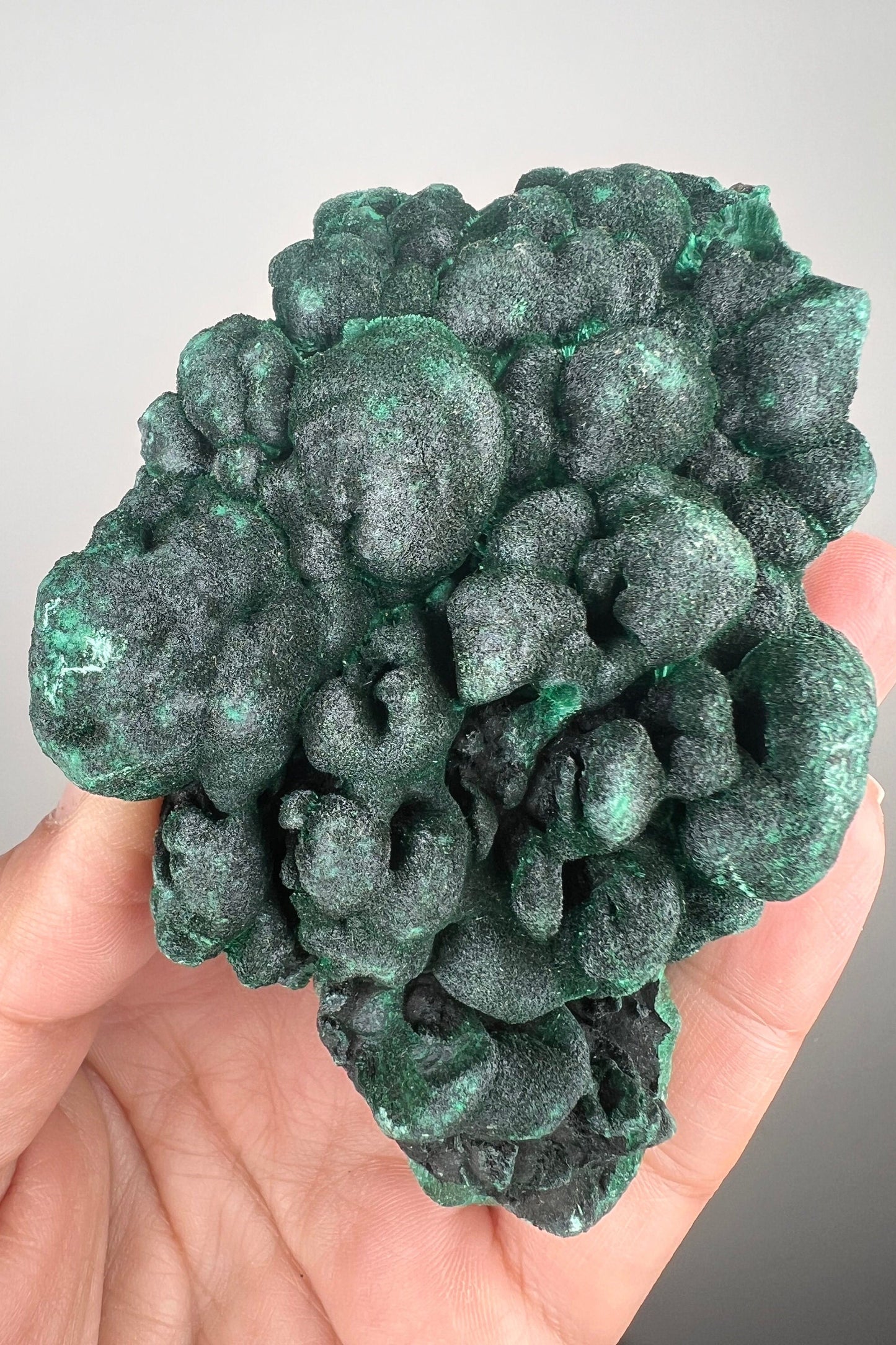 Amazing Velvety Green Color!Fibrous Malachite Mineral Specimen,Malachite Specimen