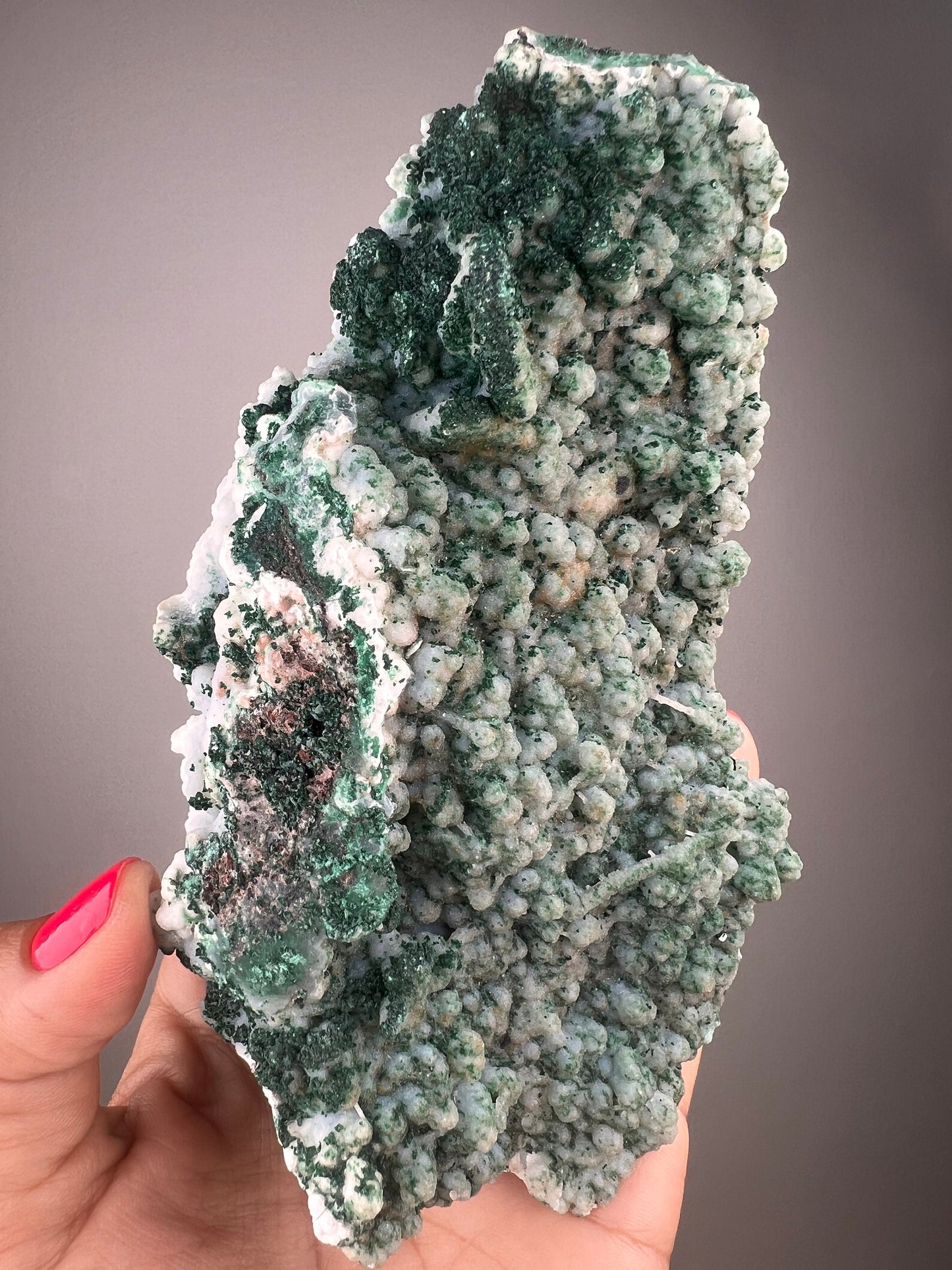 Stunning Piece!Malachite on Druzy Chalcedony Stallactite Specimen from Kalume,Congo