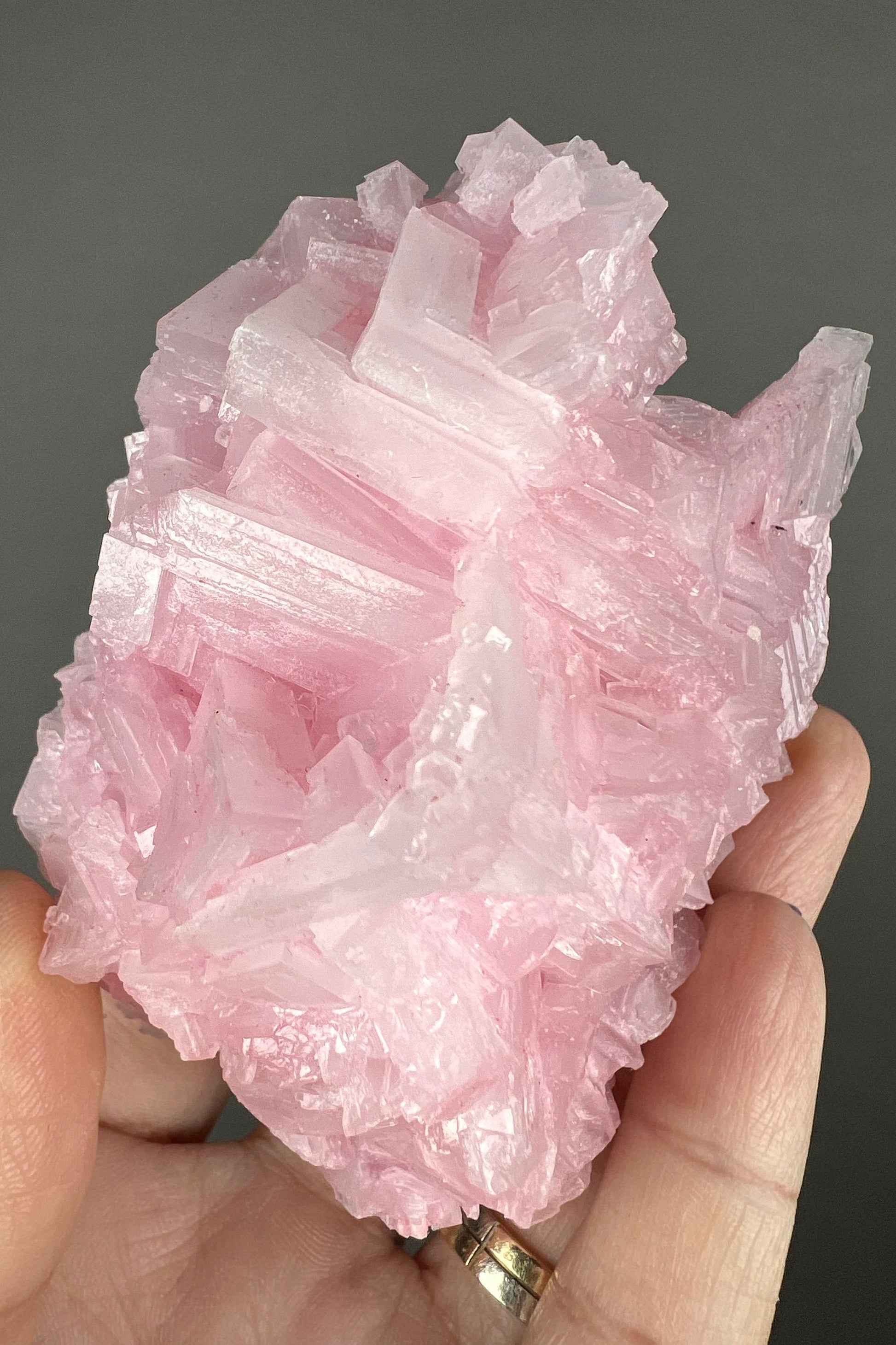 Candy Pink Halite Mineral Specimen, Pink Halite Crystal