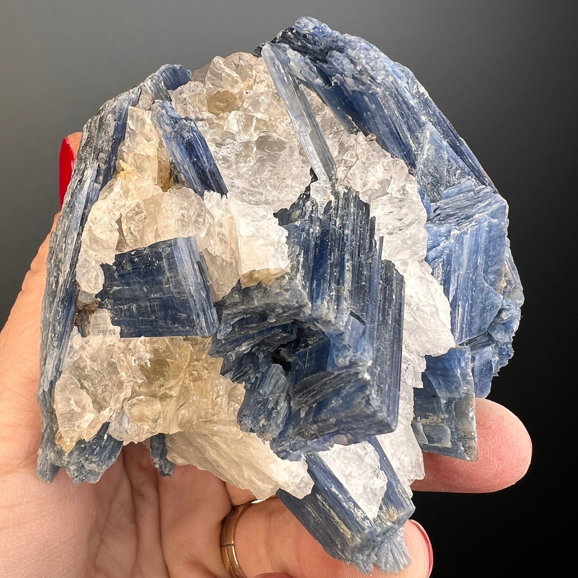 Perfect Piece!Blue Kyanite Mineral Specimen for Collection