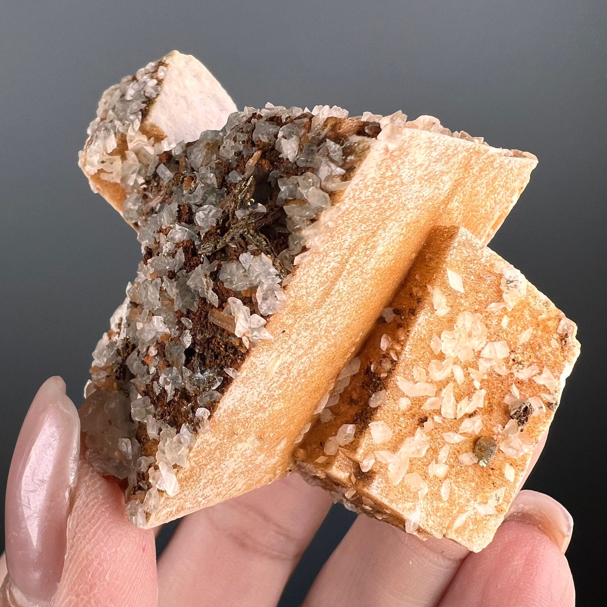 Amazing Pattern! Quartz on Octahedral Dolomite Crystal