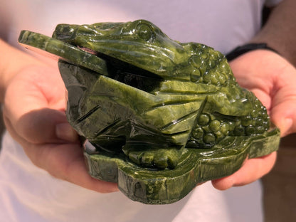 Wealth and Prosperity!Big Size!lLovely Green Jade Money Frog, Jade Money Frog Sculpture,Jade Money Toad