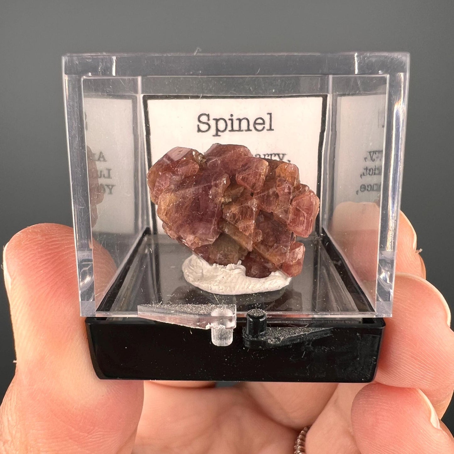 Lovely Sample! Natural Spinel Specimen