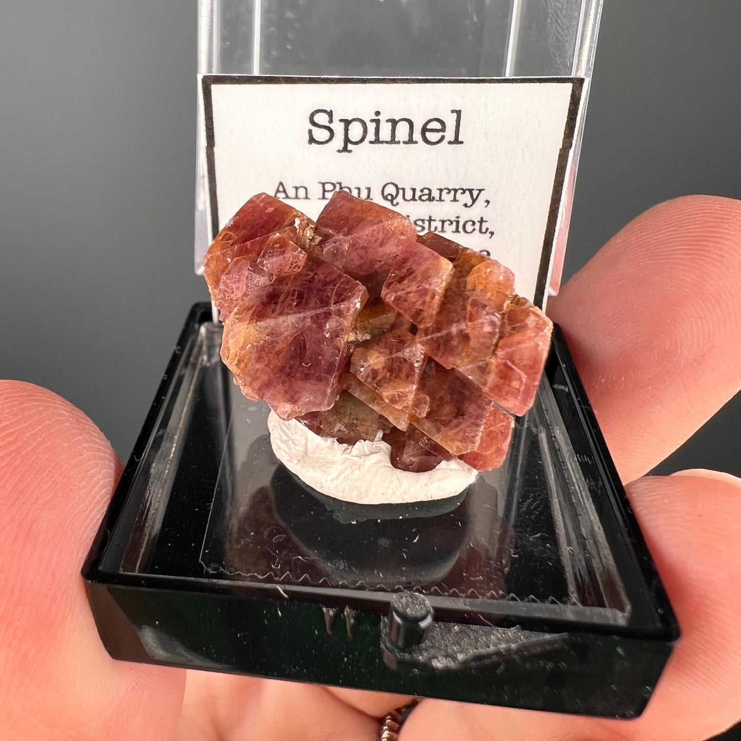 Lovely Sample! Natural Spinel Specimen