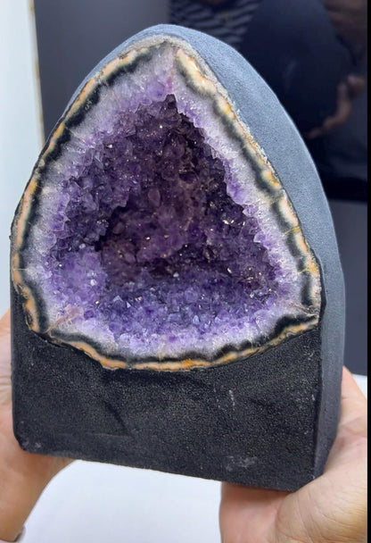 Amethyst Geode Mineral Specimen, Self-Standing Amethyst Geode