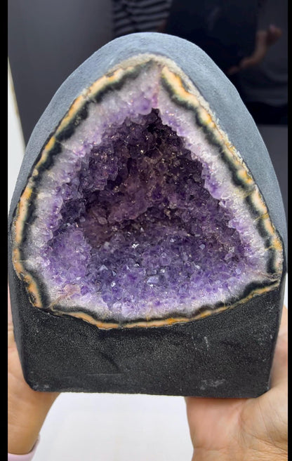 Amethyst Geode Mineral Specimen, Self-Standing Amethyst Geode