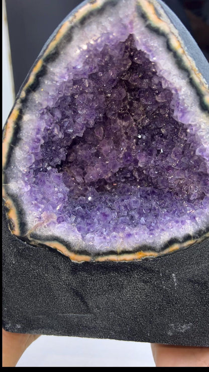 Amethyst Geode Mineral Specimen, Self-Standing Amethyst Geode