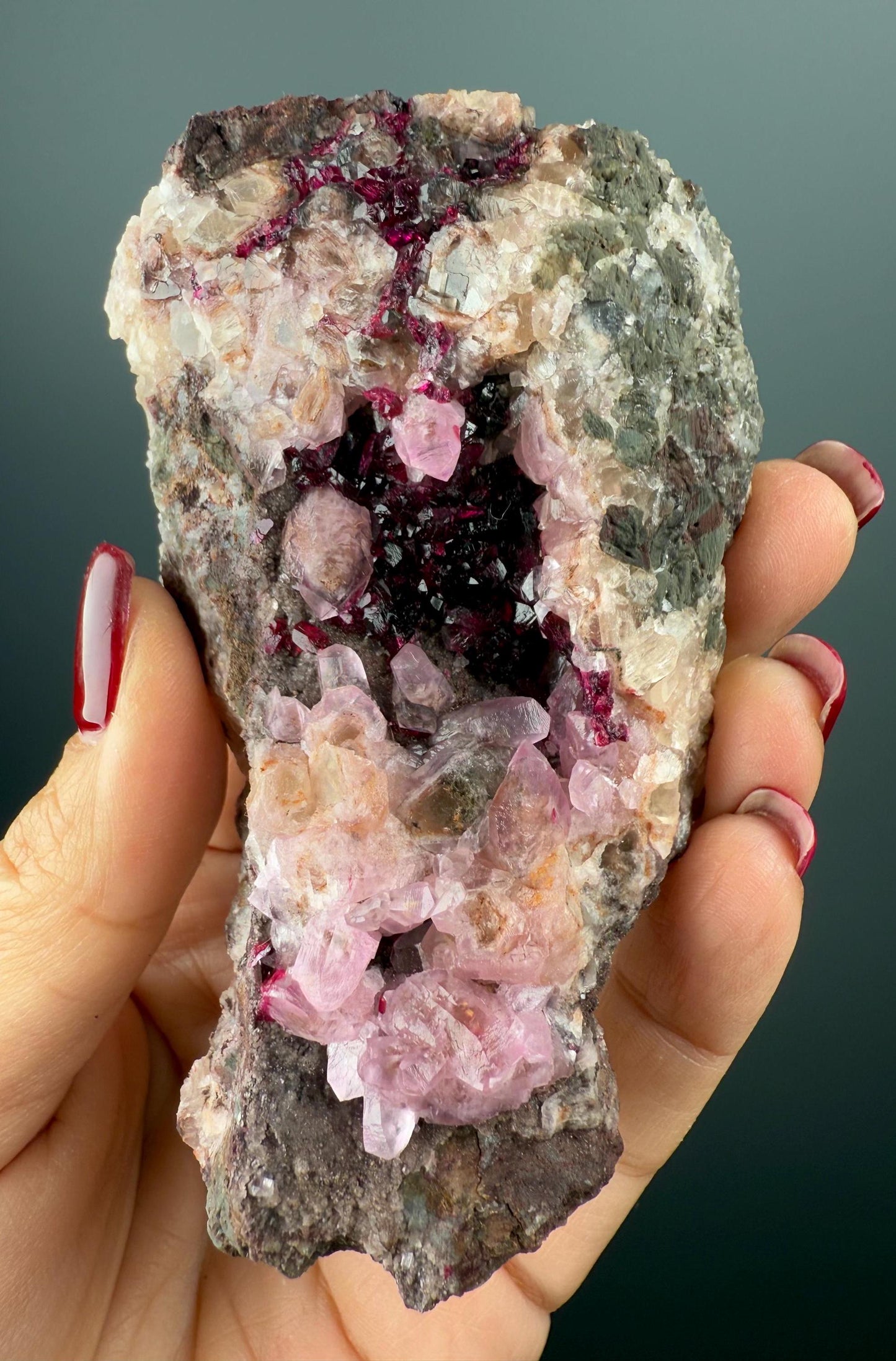 Amazing Piece! Roselite Crystal and Cobalto Calcite Mineral Specimen