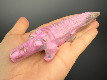 Cobalto Calcite Hand Carved Alligator Statue