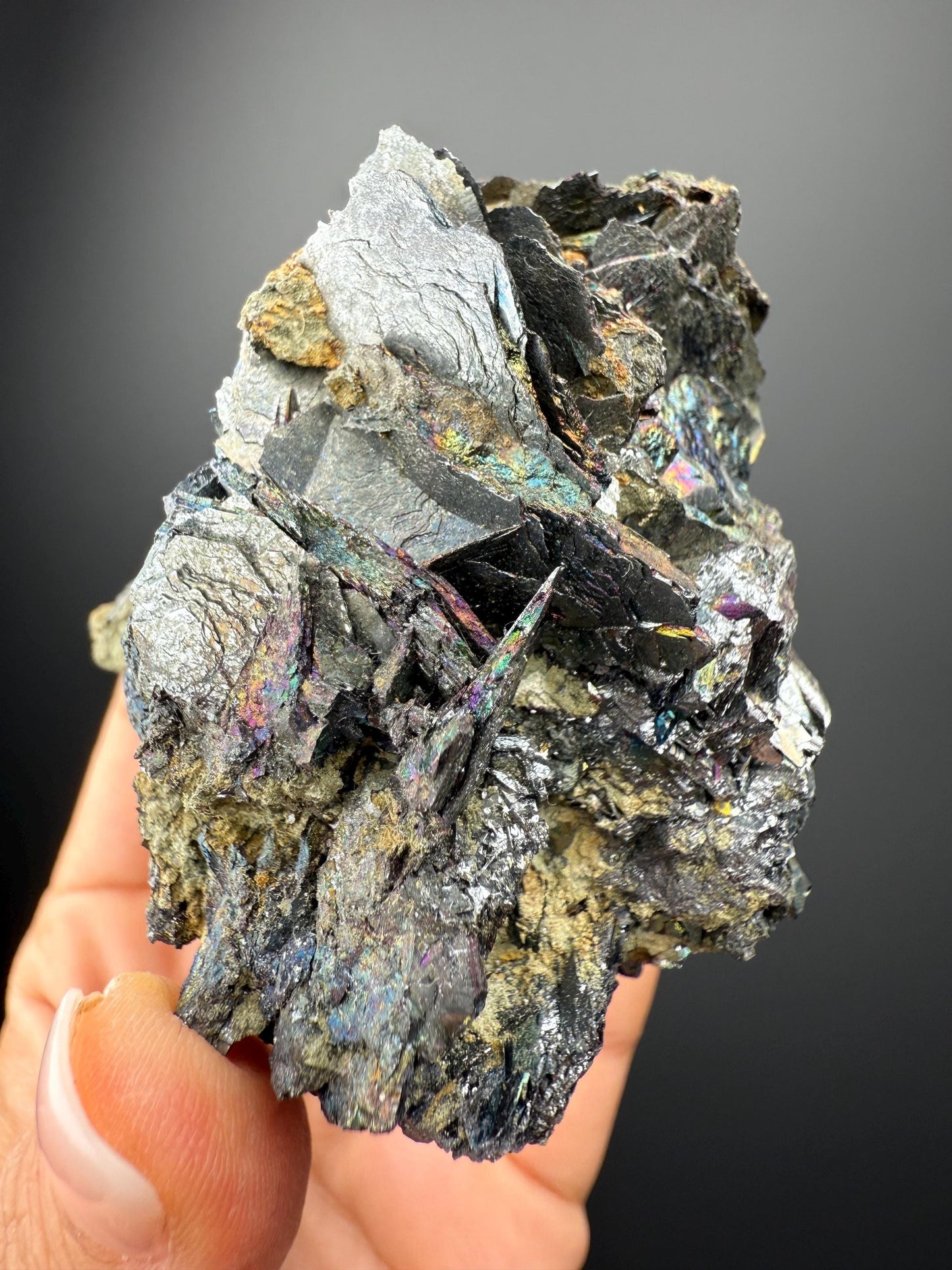 All Natural Irısdecent Colors! Hematite Specimen From Italy