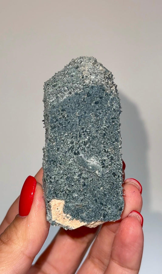NEW Find , Sparkly Foitite crystal on Feldspar Specimen