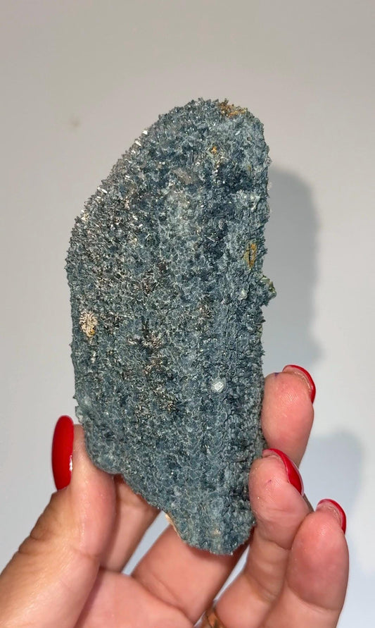 NEW Find , Sparkly Foitite crystal on Feldspar Specimen