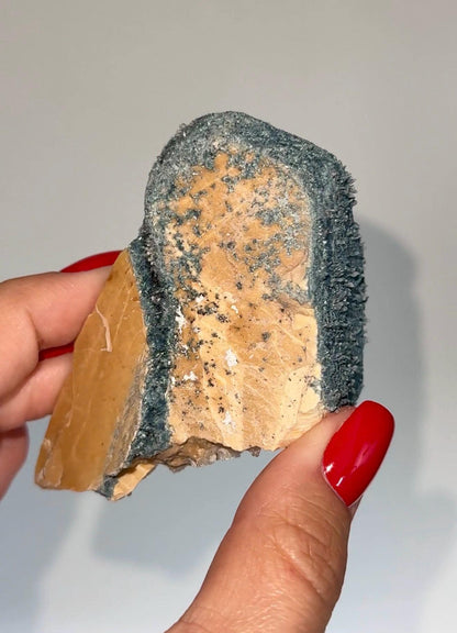 NEW Find , Sparkly Foitite crystal on Feldspar Specimen