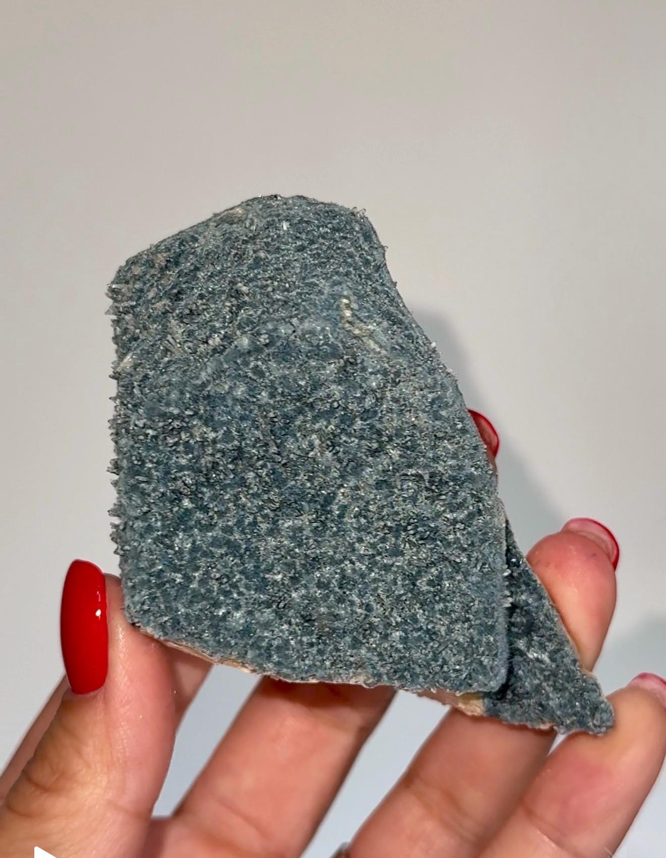 NEW Find , Sparkly Foitite crystal on Feldspar Specimen