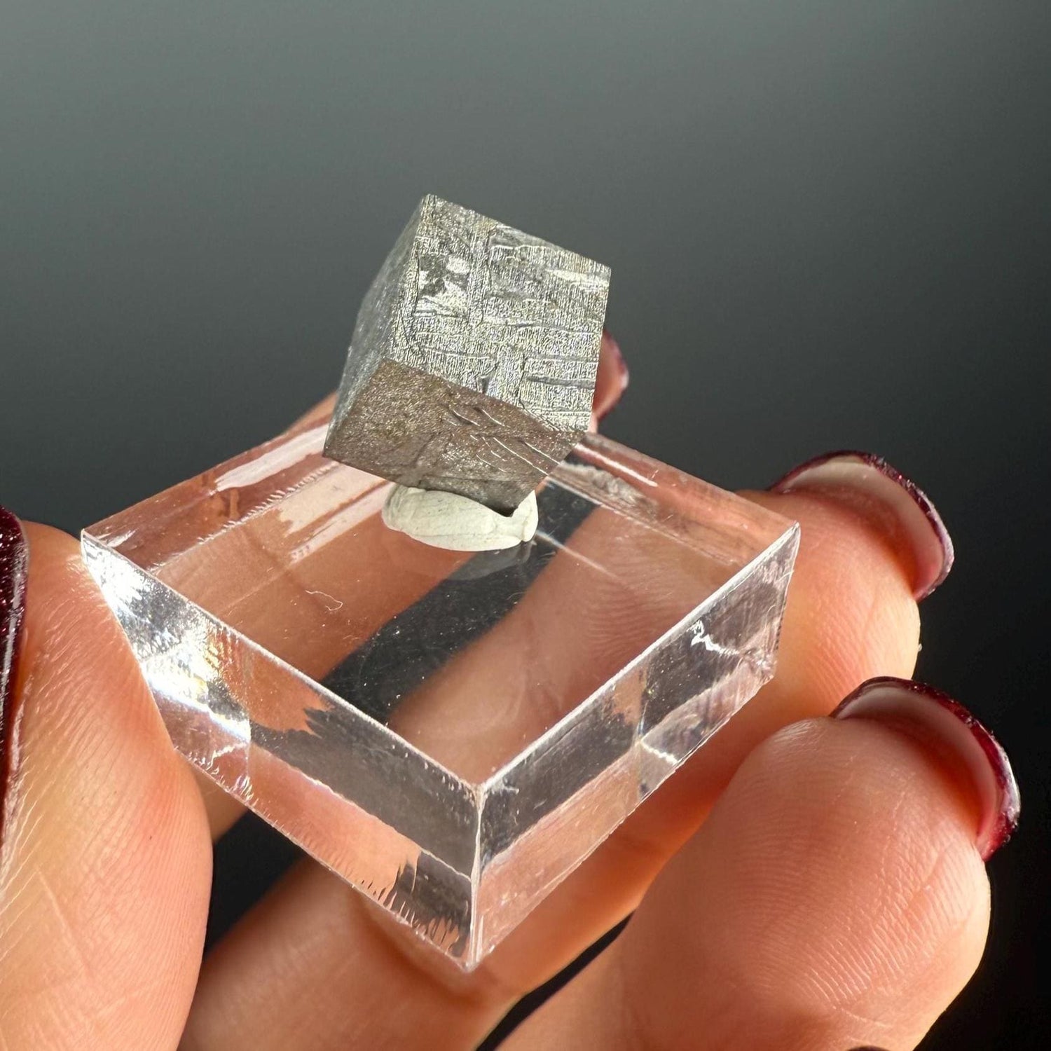 Muonionalusta Meteorite Cube