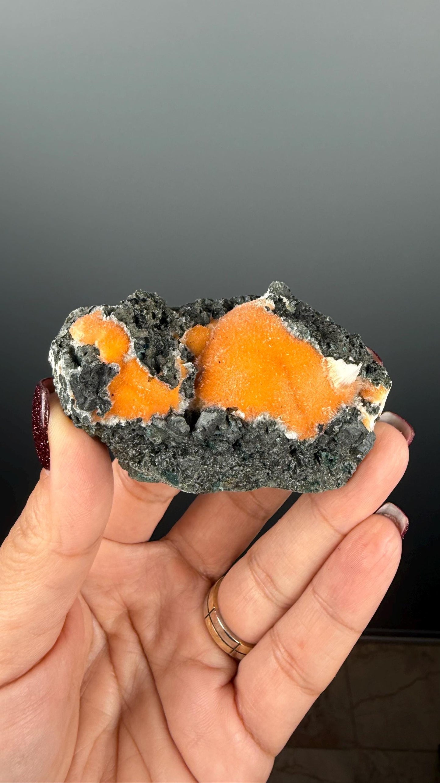 Thomsonite Balls with Quartz Specimen