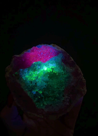 New find! UV Reactive Cosmic Amethyst with Chalcedony Geode