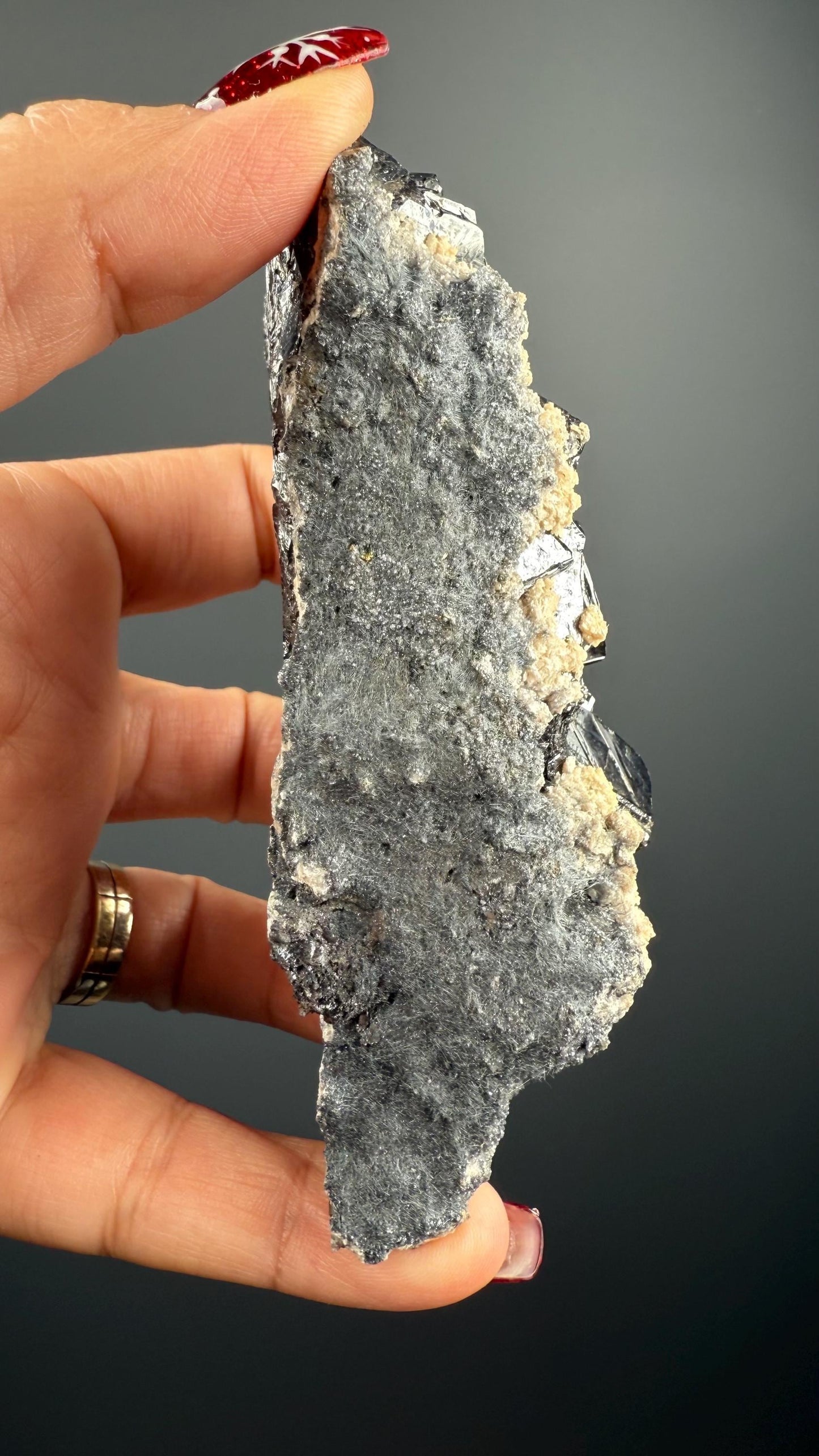 Rhodocrosite, Boulangerite and Sphalerite Mineral from Kosovo