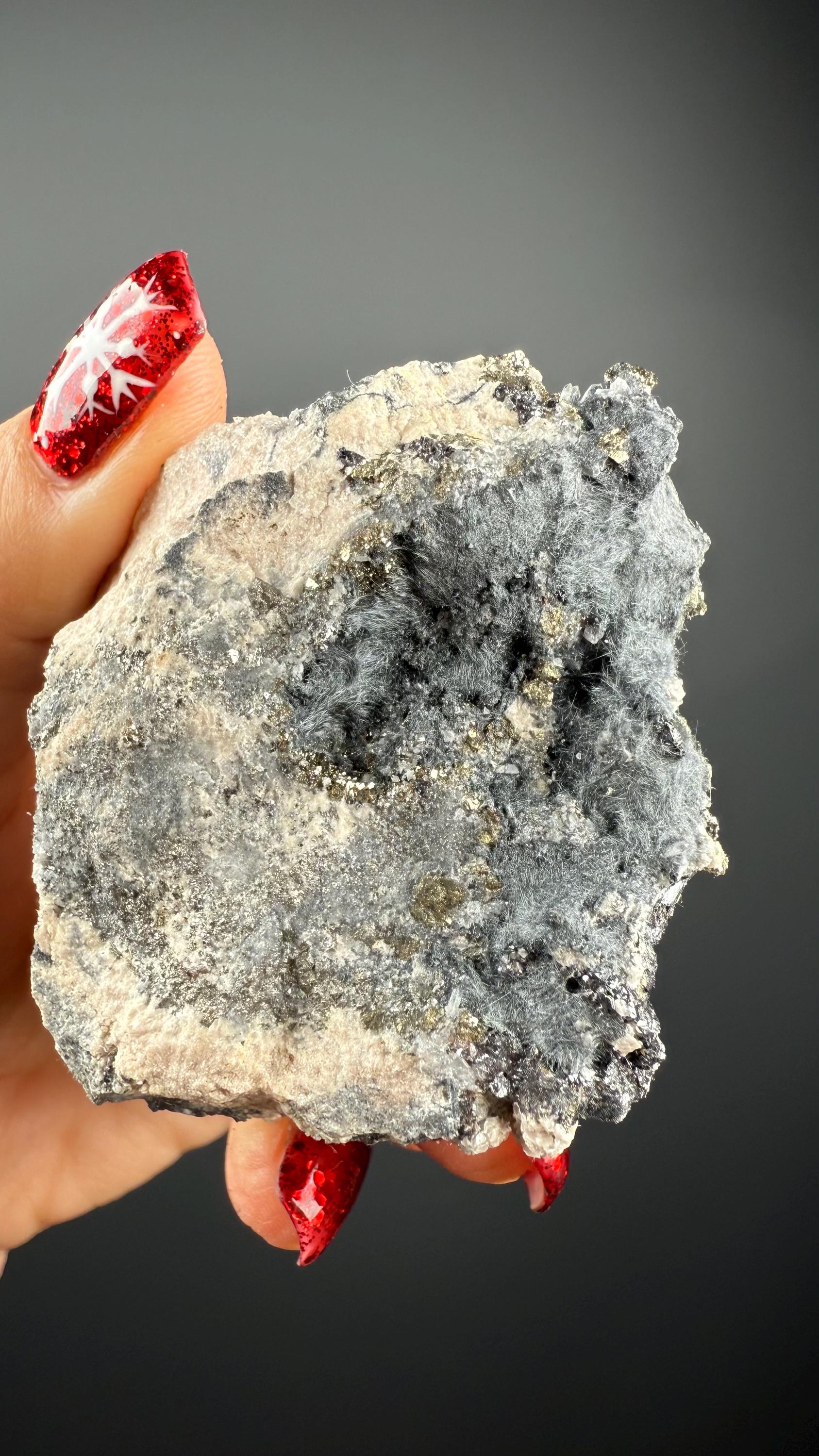 Rhodochrosite, Boulangerite and Sphalerite Mineral from Kosovo