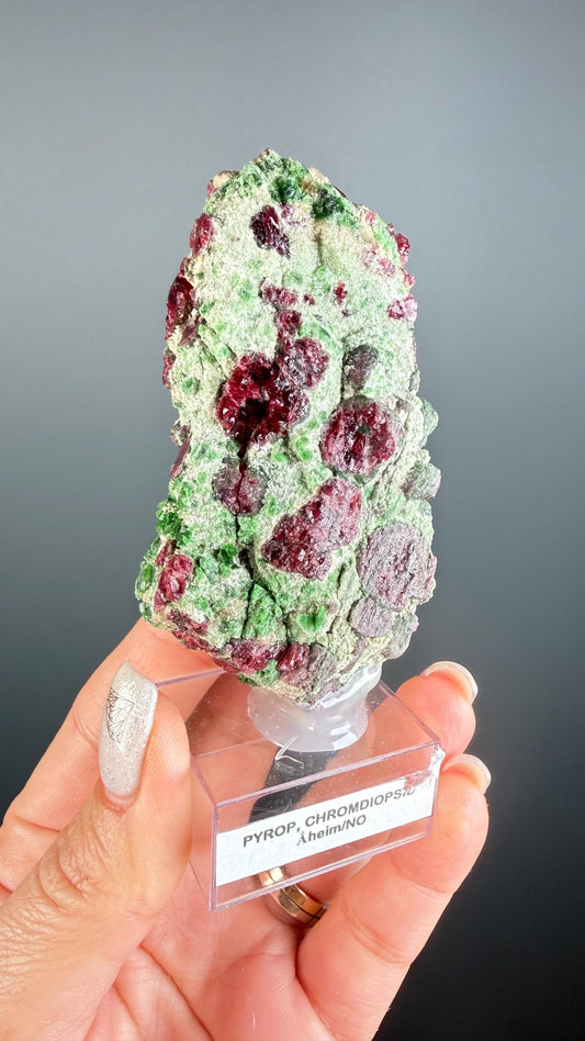 Rare! Pyrope Garnet with Chrom Diopsite Specimen