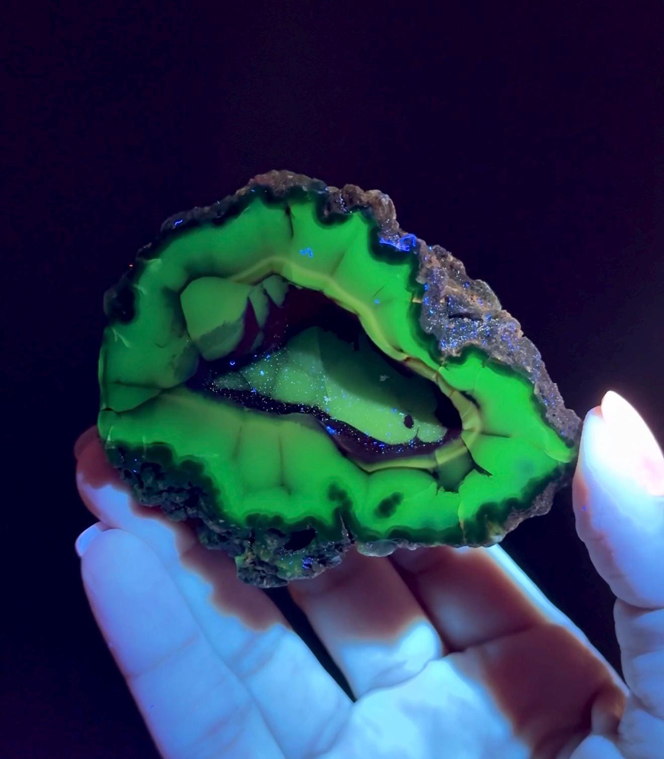 UV Reactive Red Fox Agate Crystal