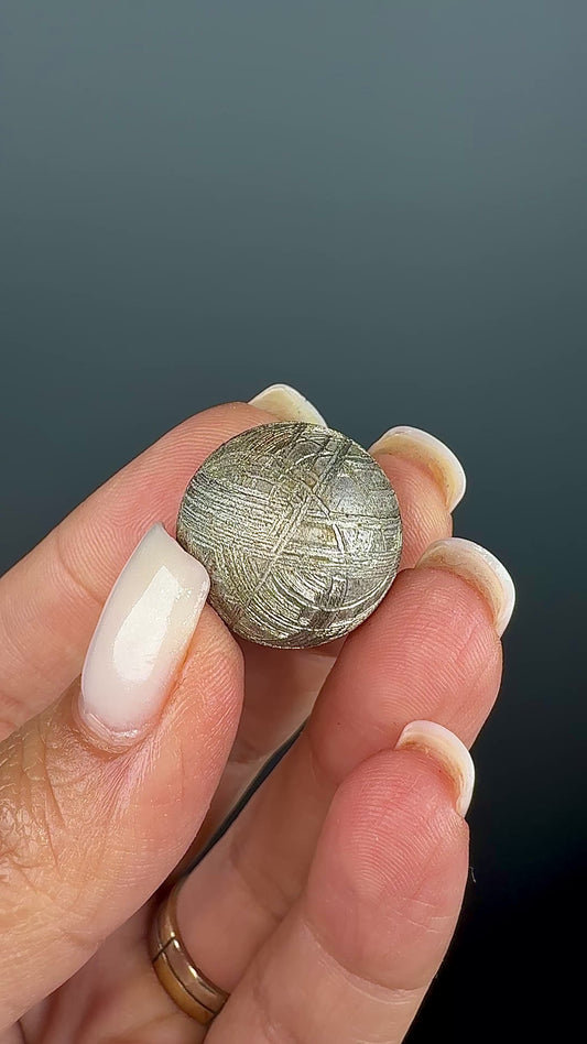 Muonionalusta Meteorite Sphere