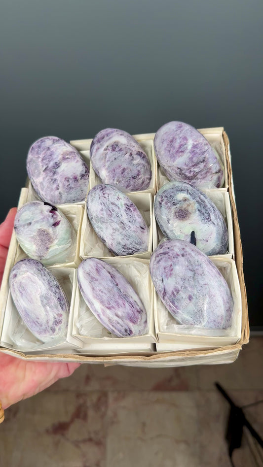 Kammererite Crystal Palm Stone Lot