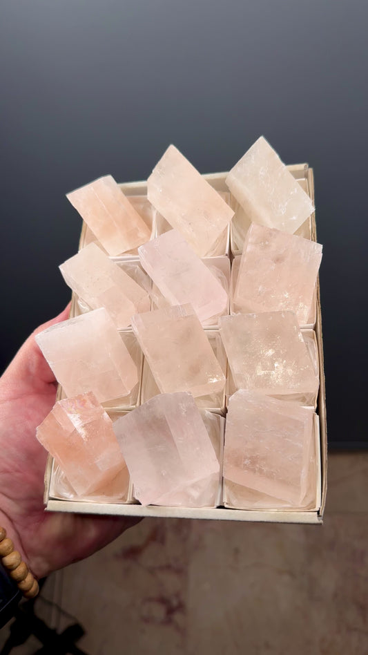 Pink Optical Calcite Lote