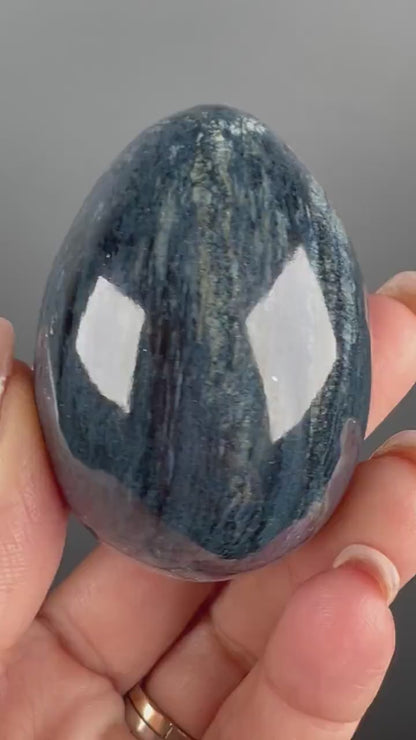 Calming and Patience! Deep Blue Chatoyant Color Rhodusite Mineral Egg Shape  Rhoducite Crystal, Magnesio-riebeckite