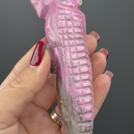 Cobalto Calcite Hand Carved Alligator Statue