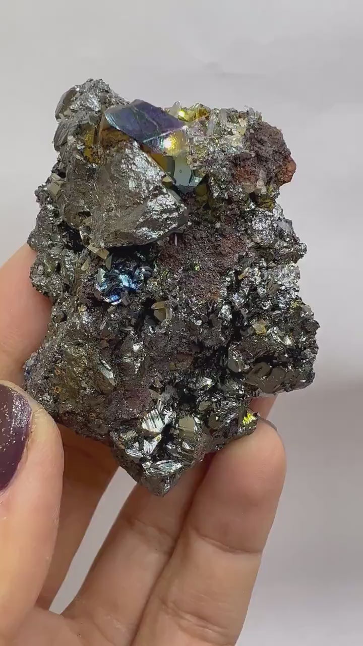 Amazing Colors! Natural Irısdecent Hematite Specimen From Italy