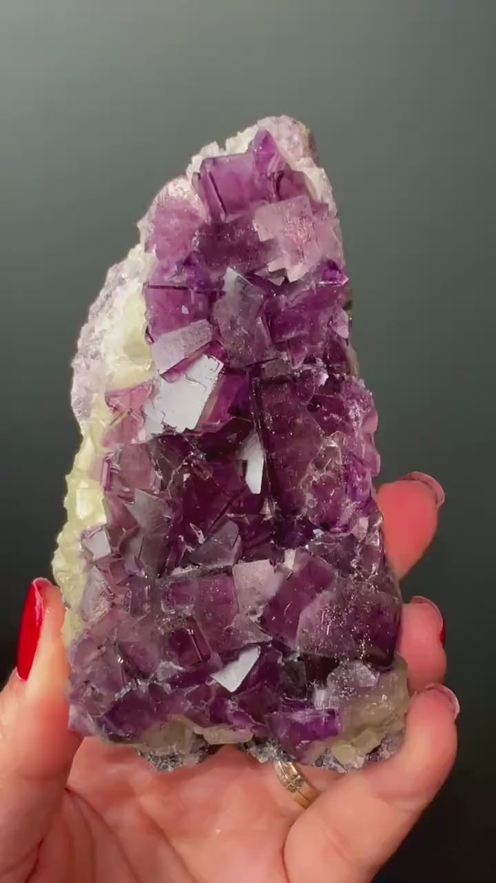 Amazing Piece!Purple Fluorite Specimen with Phantoms From Okorusu,Namibia