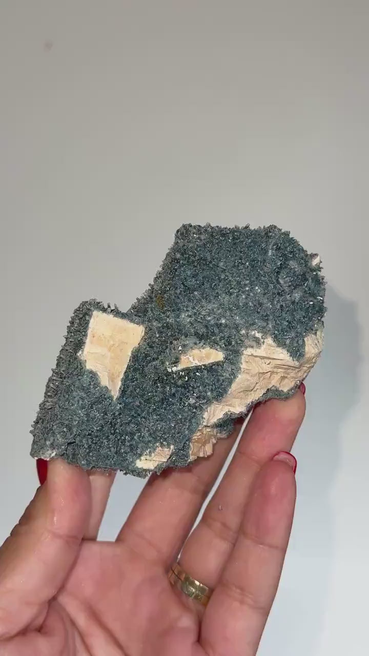 NEW Find , Sparkly Foitite crystal on Feldspar Specimen