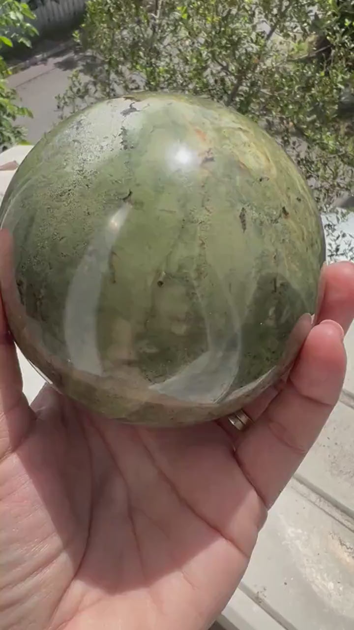 Green Nefrite  Sphere-92 MM