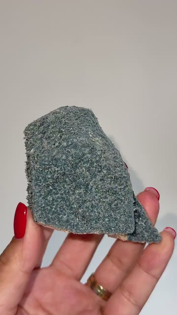NEW Find , Sparkly Foitite crystal on Feldspar Specimen