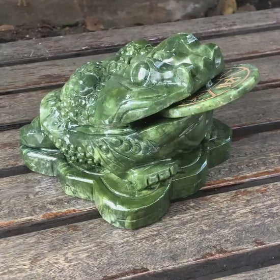 Wealth and Prosperity!Big Size!lLovely Green Jade Money Frog, Jade Money Frog Sculpture,Jade Money Toad